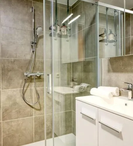 Appartement 5-guest Retreat Steps From